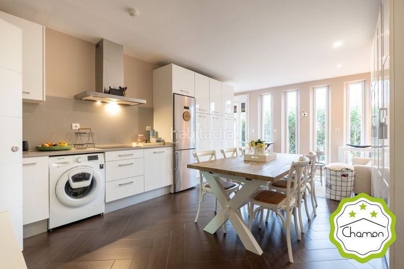 Foto 081f2b1e-b6d9-4d95-a5e2-165354724919. Casa adossada amb calefacció aparcament a Artatzu - Larraskitu Bilbao