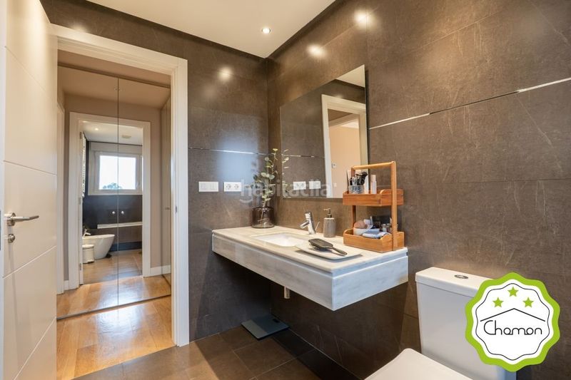 Foto 77b2d905-bb84-4a68-9913-2a8d4836105e. Casa adossada amb calefacció aparcament a Artatzu - Larraskitu Bilbao