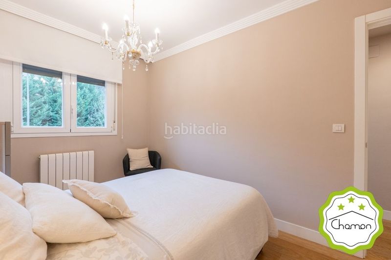 Foto 8c79e23a-058f-40a0-aaad-f65148d394ec. Casa adossada amb calefacció aparcament a Artatzu - Larraskitu Bilbao