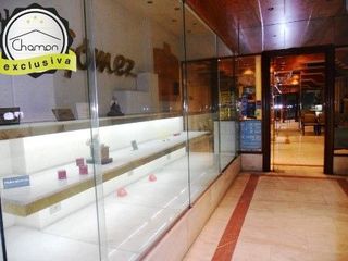 Lloguer Local Comercial a Casco Viejo. Se alquila magnífico local comercial en las 7 calles de bilbao.