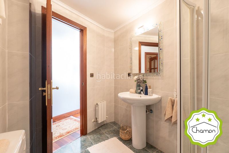 Foto bad77cf4-e6e8-429f-82fd-185ea7bbaf56. Pis amb calefacció aparcament a Albia Bilbao