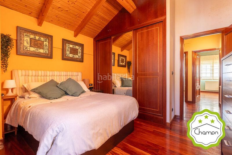 Foto 541a9b91-ba73-48e7-9bb8-dee580951e77. Casa amb calefacció aparcament piscina a Samano Castro - Urdiales