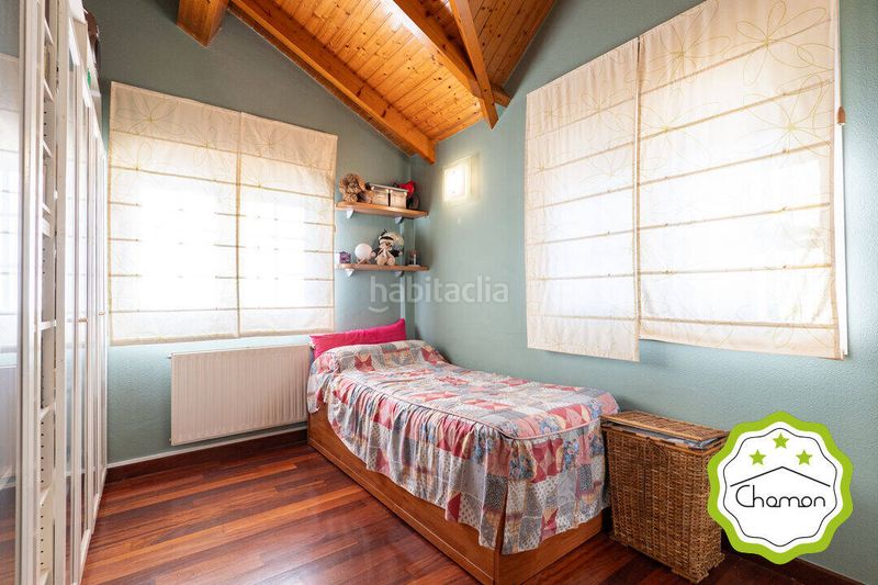 Foto 5b0f19da-57b4-40ed-819f-10a8670e4f8d. Casa amb calefacció aparcament piscina a Samano Castro - Urdiales