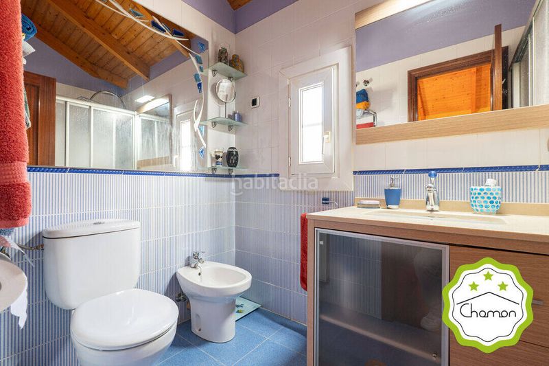 Foto ee558410-0ae5-4caf-ae7d-d1a8413f4ffc. Casa amb calefacció aparcament piscina a Samano Castro - Urdiales