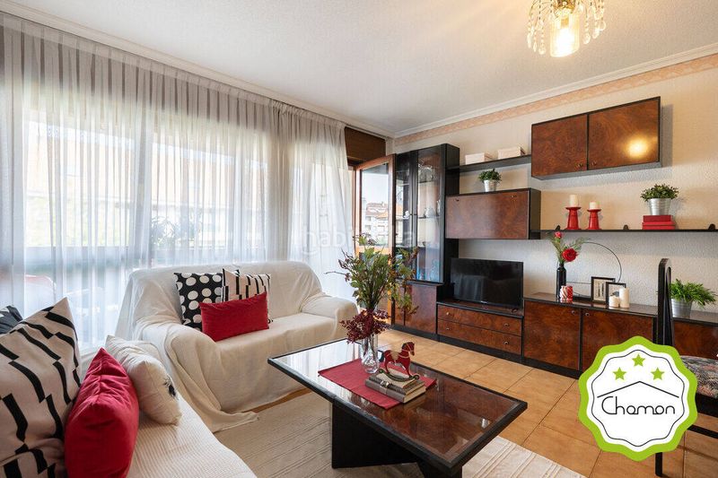 Foto 2b238cfc-bda2-4597-93ec-2117b423e6a2. Dúplex amb calefacció aparcament a Tregadín Noja