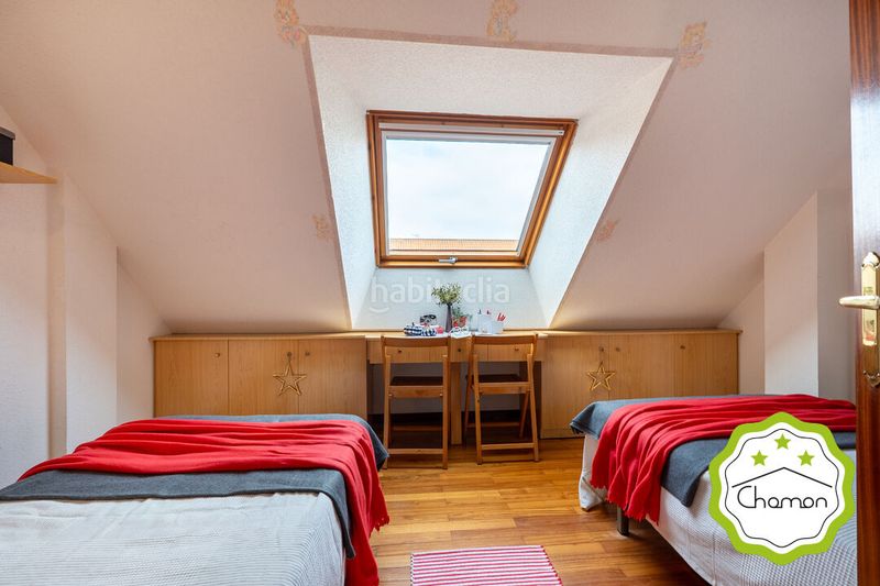 Foto a6c8125f-2d5c-4736-9135-195bc959f9ea. Dúplex amb calefacció aparcament a Tregadín Noja