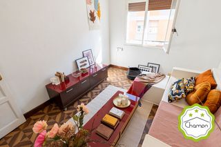 Flat  Anselma de salces kalea