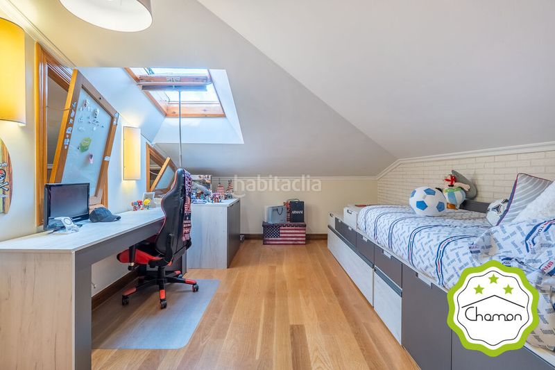 Foto 4550c71d-6a39-419c-8d93-f7d6722a89de. Duplex avec chauffage parking dans Berango