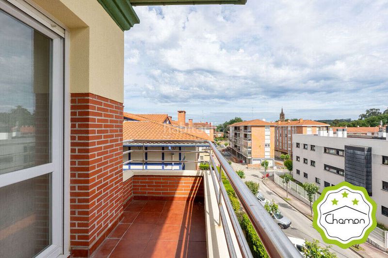 Foto 6f3d4ae8-8fec-48e8-92b4-7a8308165e20. Duplex avec chauffage parking dans Berango