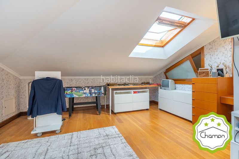 Foto 979d18c7-aea5-47ff-9b36-4d0093c86a4d. Duplex avec chauffage parking dans Berango