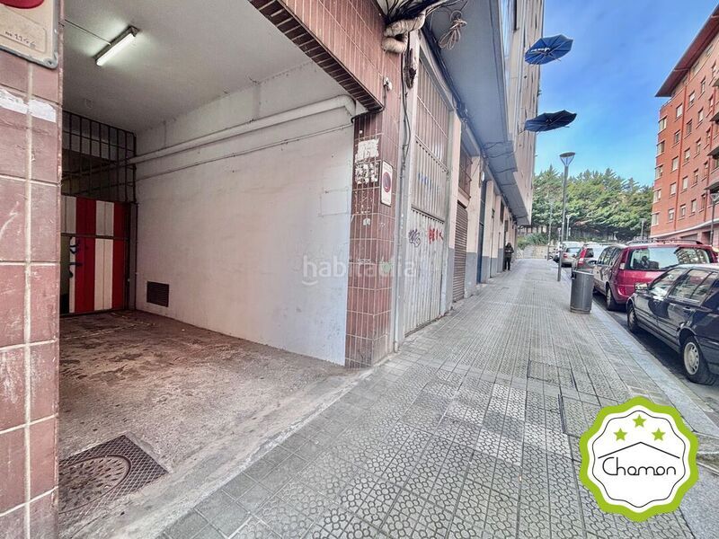 Foto bed82f7c-76f0-4a6d-99d8-66fadab124d5. Aparcament cotxe a Rekalde Centro Bilbao