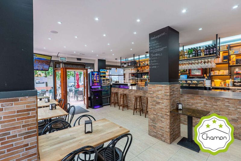 Foto bd548d9b-2d8b-47f5-b0e4-8a4aefa15c8c. Local comercial barrestaurante venta en Arteagabeitia - Retuerto - Kareaga Barakaldo