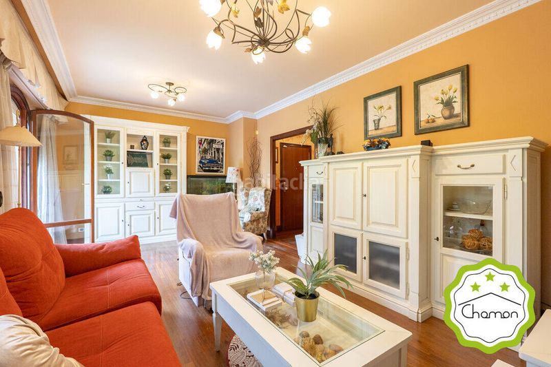 Foto 8a391e42-6d84-4de2-9be1-36e053720546. Casa amb aparcament a Arrigorriaga