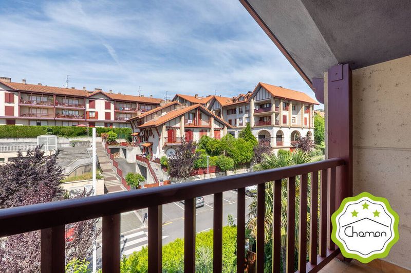 Foto a037cbba-e440-45af-84d4-f9a986ac9c83. Casa amb aparcament a Arrigorriaga