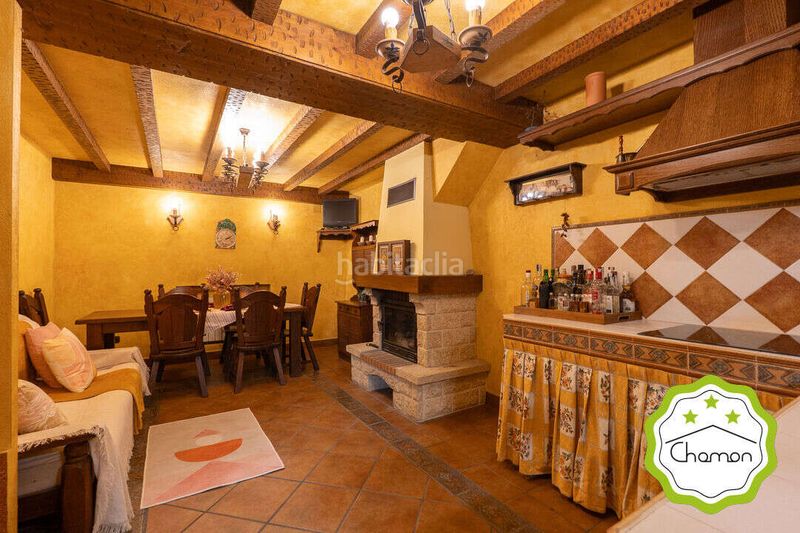Foto bf0907c3-e787-4736-ae92-8cae19121685. Casa amb aparcament a Arrigorriaga