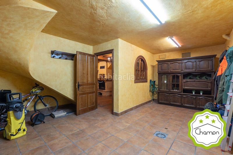 Foto df8bc12a-a152-4553-8423-67a239a56b18. Casa amb aparcament a Arrigorriaga