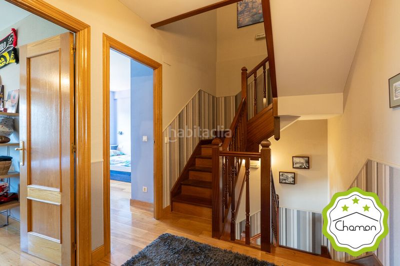 Foto abc99e34-7350-4cad-a95e-fe7edc4fa556. Casa adossada amb calefacció aparcament a Loiu