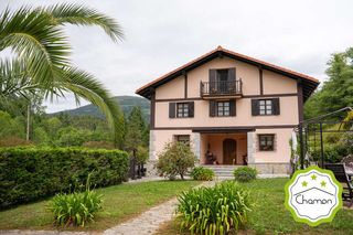Country house in Aulesti