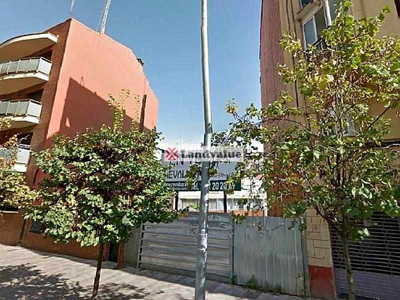 Foto 39c03d66-c33b-4838-b013-7ddb0d0464a6. Terreno residencial en c/ víctor balaguer en La Salut Badalona