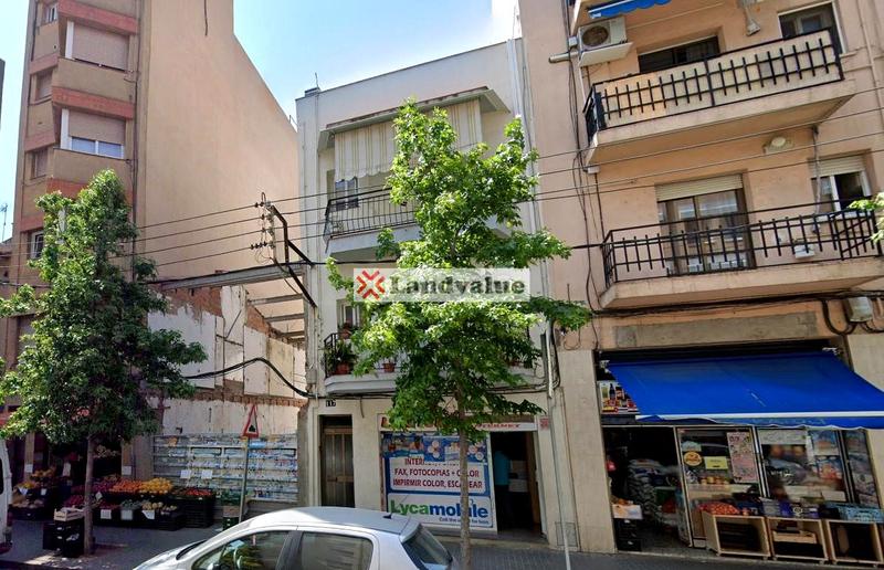 Foto f4bf3f17-9d0b-407e-b63c-8ff1e74e2fb2. Terreny residencial a c/ramón berenguer iii 115 a Mataró