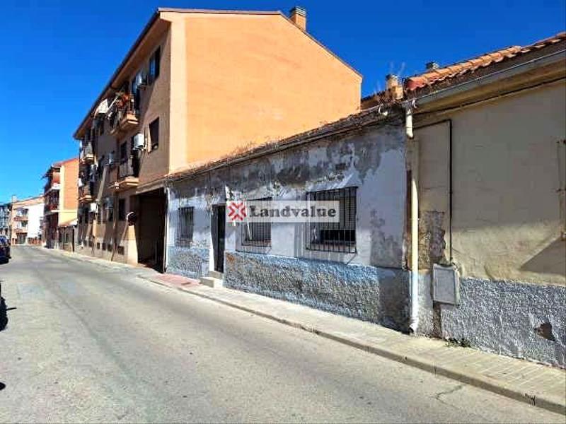 Foto f0cce93f-f254-490c-abd2-f70415c52b60. Terreno residencial en de madrid 6 en Mejorada del Campo
