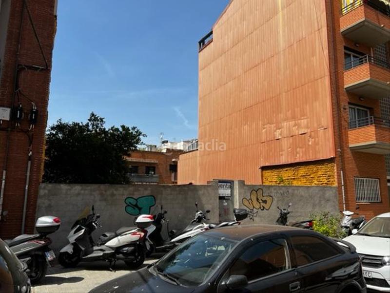 Foto a95c574f-f37d-4684-89fd-1bff9d37a7c5. Terreno residencial en passatge soler i biosca 11 en Badalona