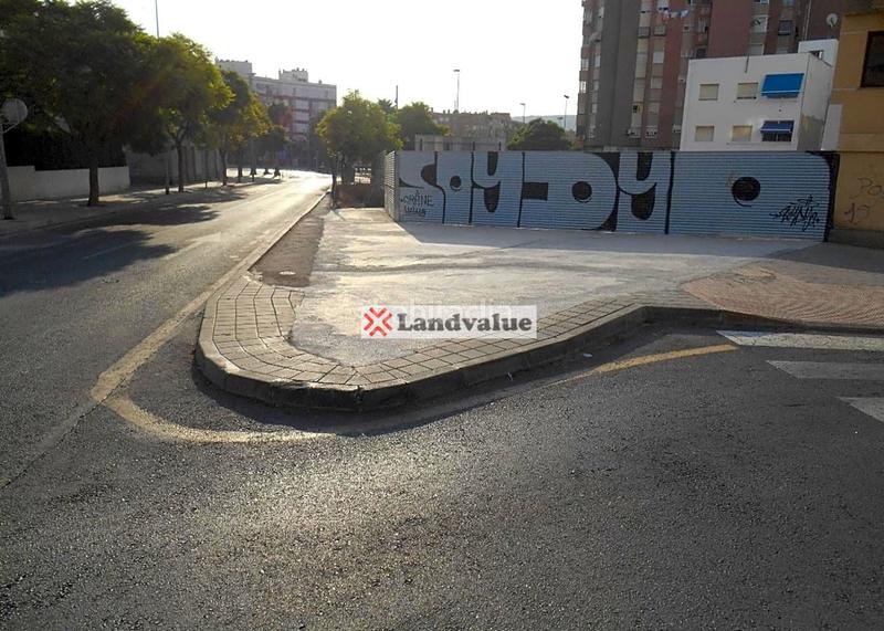 Foto 31978515-289e-4775-9fa2-2779a9cfa045. Terreno residencial en Carolinas Altas Alicante