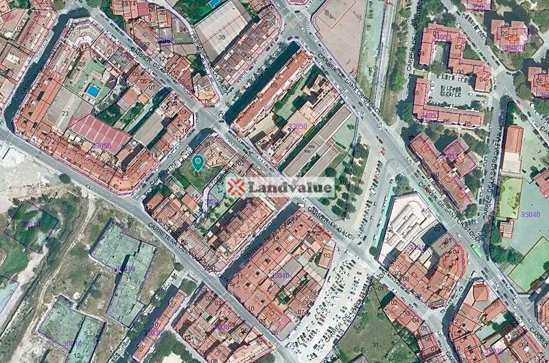 Foto 23c62dfb-3e45-4813-833d-e8fcb6185a45. Wohngrundstück in carrer de la trieta 10 in Font dels Capellans - Sagrada Familia Manresa