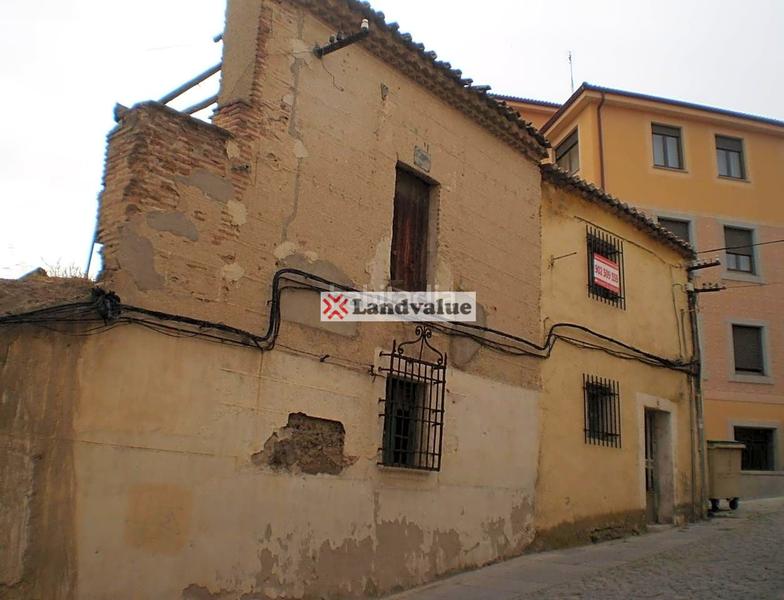 Foto 8d1d6d7c-f29a-42e4-b252-a35299e4f8a1. Wohngrundstück in travesia teso del hospital viejo 3 in Ávila