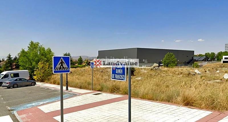 Foto fbbbbf79-947a-47ad-8801-b2f130a90522. Wohngrundstück in calle la paramera 3 in Hervencias Ávila