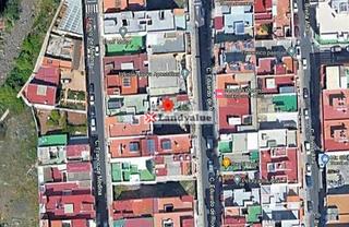 Wohngrundstück in Eduardo de roo 63