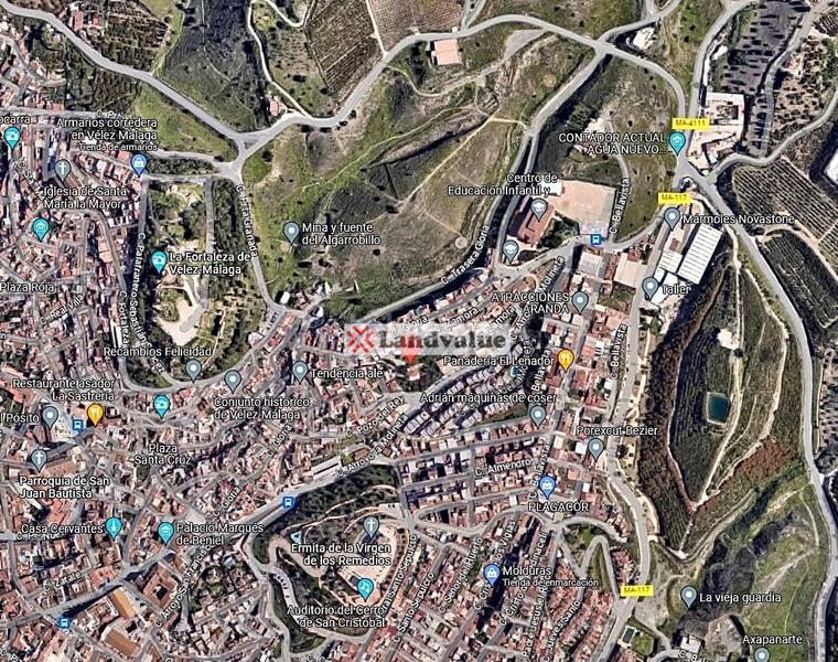 Foto e78df7b0-f0f3-4805-beee-7e8896eecc7d. Terreno residencial en gloria 68 en Centro Histórico Vélez - Málaga