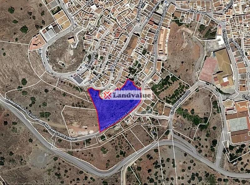 Foto b31519f4-2179-4239-9014-aa9e27ad85fe. Wohngrundstück in marcelo san esteban in Almogía