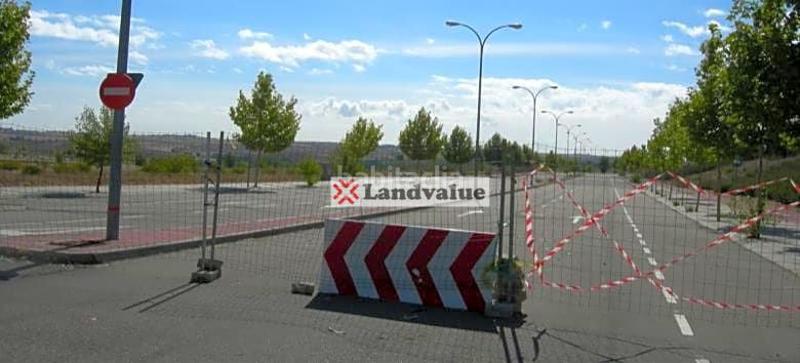 Foto b5d8d937-31c2-4583-8a65-cad0f9c988db. Gewerbliches grundstück in Las Castañeras - Bulevar Arroyomolinos