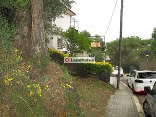 Terreno residenziale in Baixada de la glorieta 8