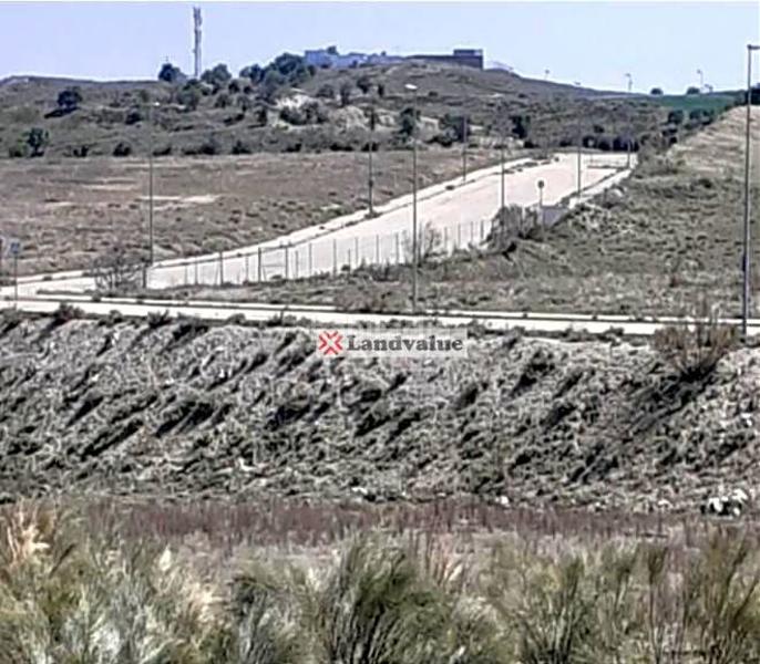 Foto 97c4656d-25fc-45c1-b8bf-bb723960b257. Terreno residenziale in calle m la peluquera 2532 in Valdemoro