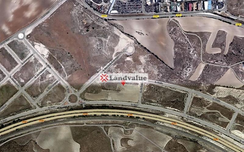 Foto c434a3fb-6edc-4b55-aab9-657da9a03637. Terreno residenziale in calle m la peluquera 2532 in Valdemoro