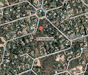Residential Plot in Del embajador 317