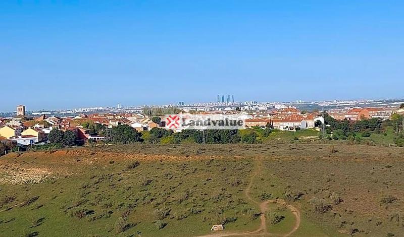 Foto 8b78639a-d897-4074-ae1c-7ce673585005. Terreny residencial a calle de los sauces 74 a Casco Urbano Paracuellos de Jarama