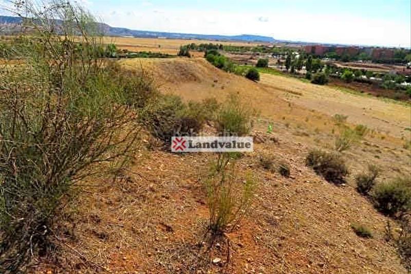 Foto 067ae941-ad6d-414c-aede-3a236fc3629f. Wohngrundstück in calle río guadalix 34 in Meco pueblo Meco