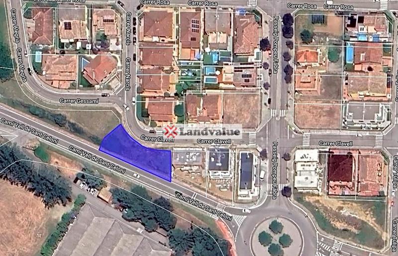 Foto 1bdb0f84-bcfa-4757-99a8-f5ff5b4058fb. Terreny residencial a carrer clavell 57 a Santa Maria de Palautordera