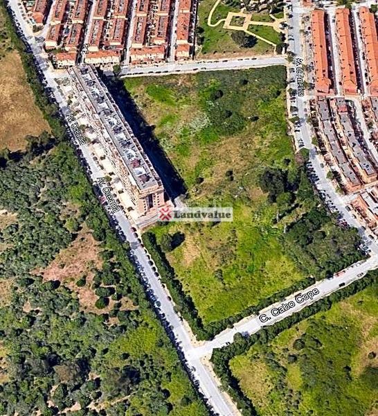 Foto 25390a0d-7bf6-49fd-95f7-0db028cc07e2. Terreno residencial en de américa 1 en San Bernabé Algeciras
