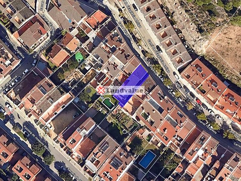 Foto 5737fe92-f317-4207-a05a-4a928e72f550. Terreno residencial en carrer l'església 35 en Centre Sant Andreu de Llavaneres