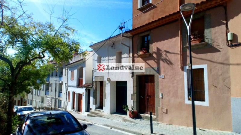 Foto 4bad9433-e8a3-4df6-bbf0-08e3ef099718. Wohngrundstück in carrer l'església 35 in Centre Sant Andreu de Llavaneres