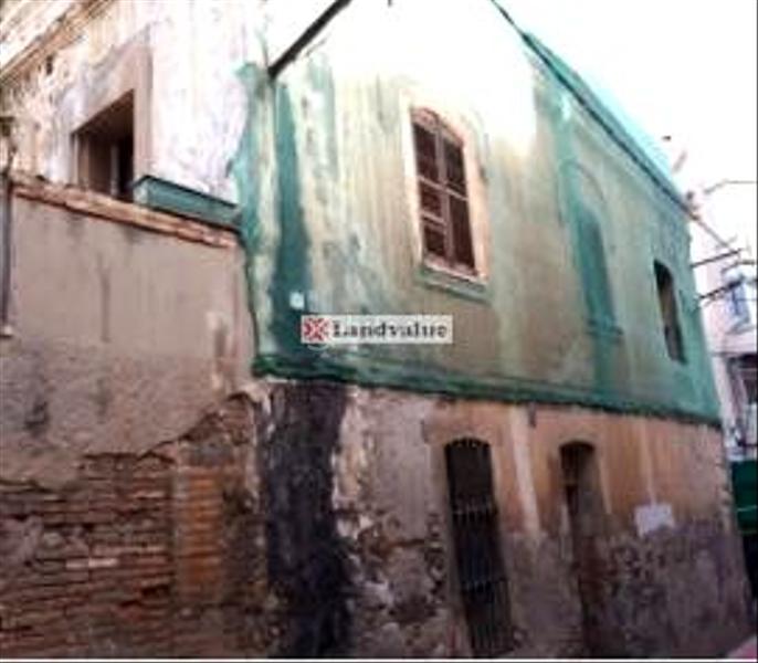 Foto 537d44f6-fb7b-4c43-be7a-32436527e217. Terreno residencial en carrer de montevideo 2 en Centre Sant Boi de Llobregat