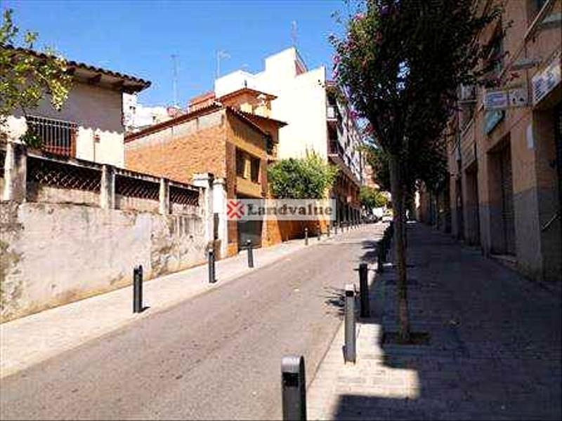 Foto 146afdc2-9d36-4a73-8bf6-6c84b3481a1d. Terrain résidentiel dans carrer de la lleialtat 27 dans Esplugues de Llobregat