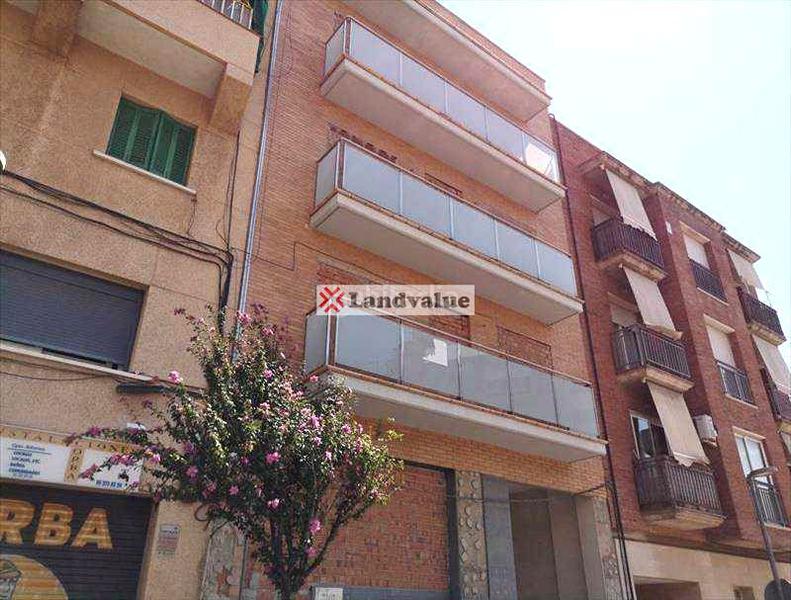 Foto a2130d2b-b1b5-4698-b0e1-bce73d546ab2. Terrain résidentiel dans carrer de la lleialtat 27 dans Esplugues de Llobregat