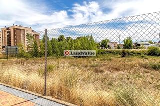 Terreno residenziale in María luisa menéndez calleja 5