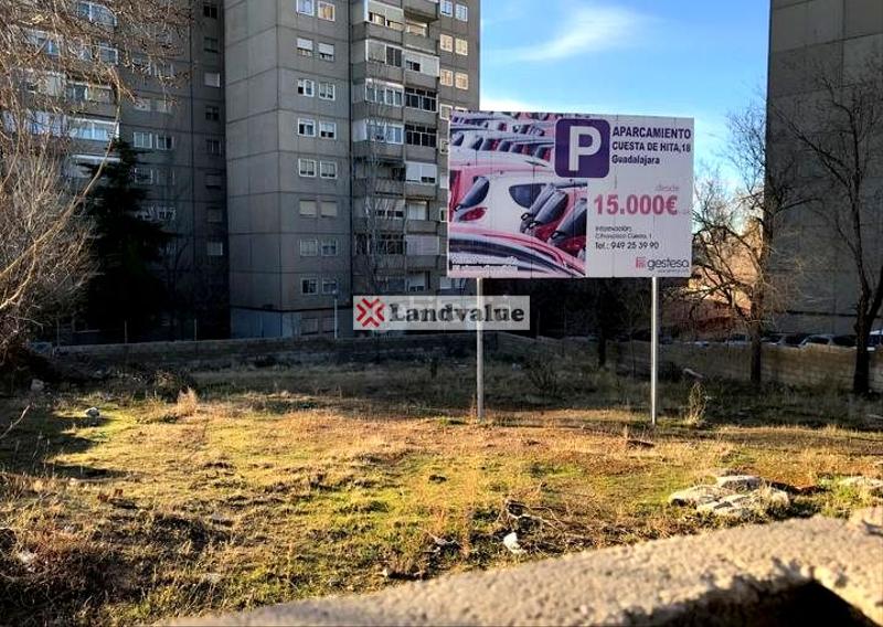 Foto 49093f7d-0e4e-4ad4-bf88-141715595995. Terreno residencial en hita 18 en Alamín Guadalajara