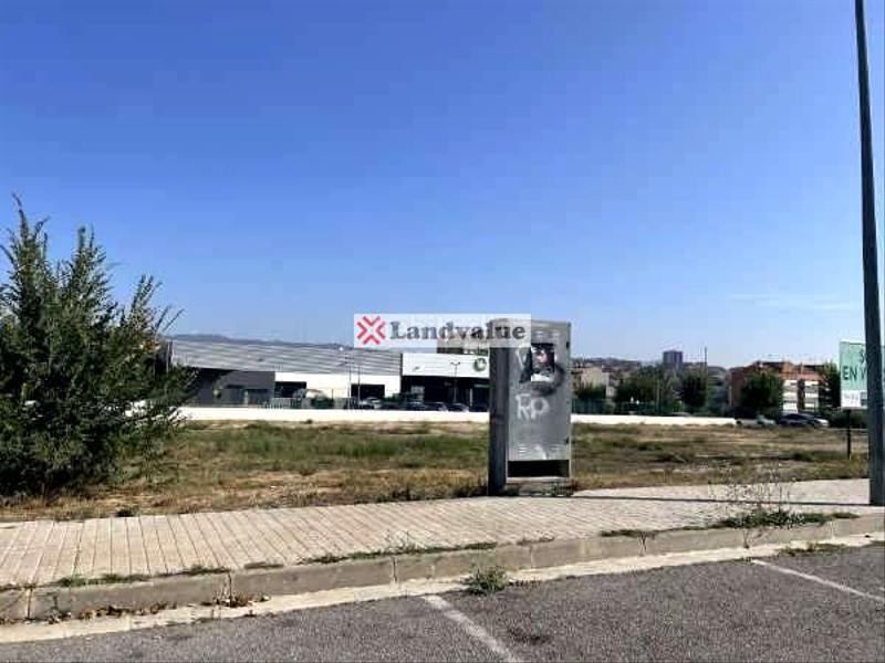 Foto 4bd5aaa9-6150-4e97-8b8a-7065c5b907a2. Terreny residencial a c/ mercé. salvador dalí a Santa Margarida de Montbui